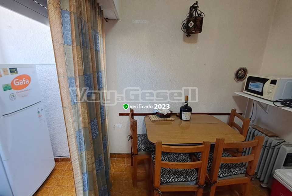 Alquilo Departamento Edificio Sur 1 2A en Villa Gesell zona Sur a 200 Mts de la Playa