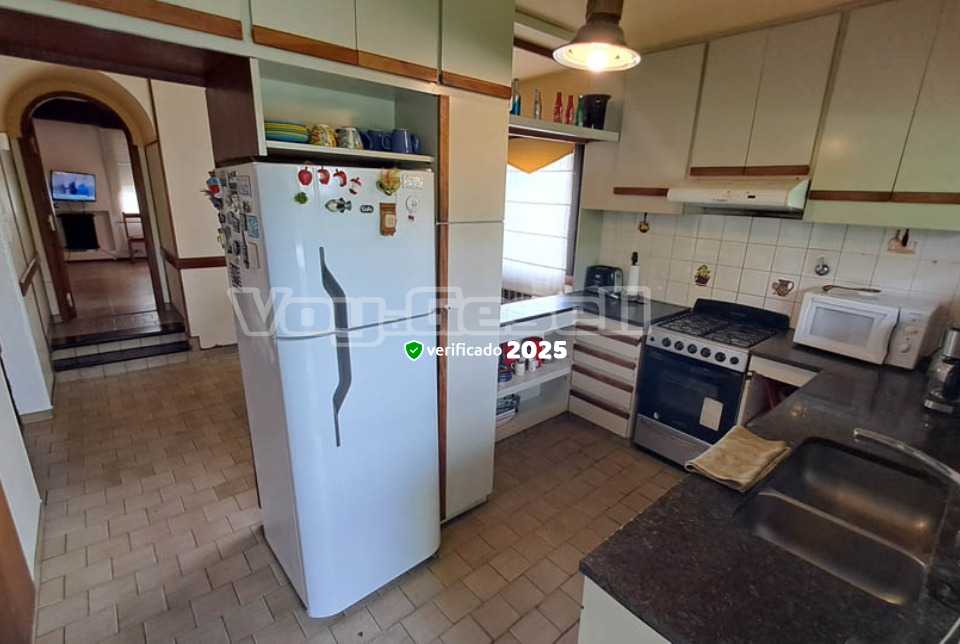 Alquilo Casa Tejas Verdes en Villa Gesell zona Centro a 600 Mts de la Playa