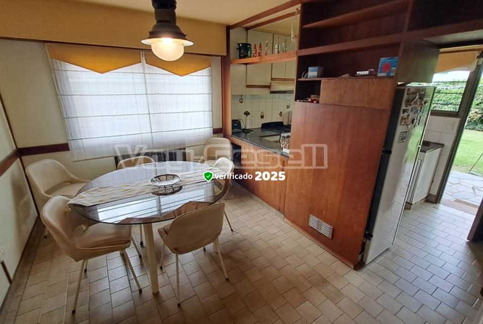 Alquilo Casa Tejas Verdes en Villa Gesell zona Centro a 600 Mts de la Playa