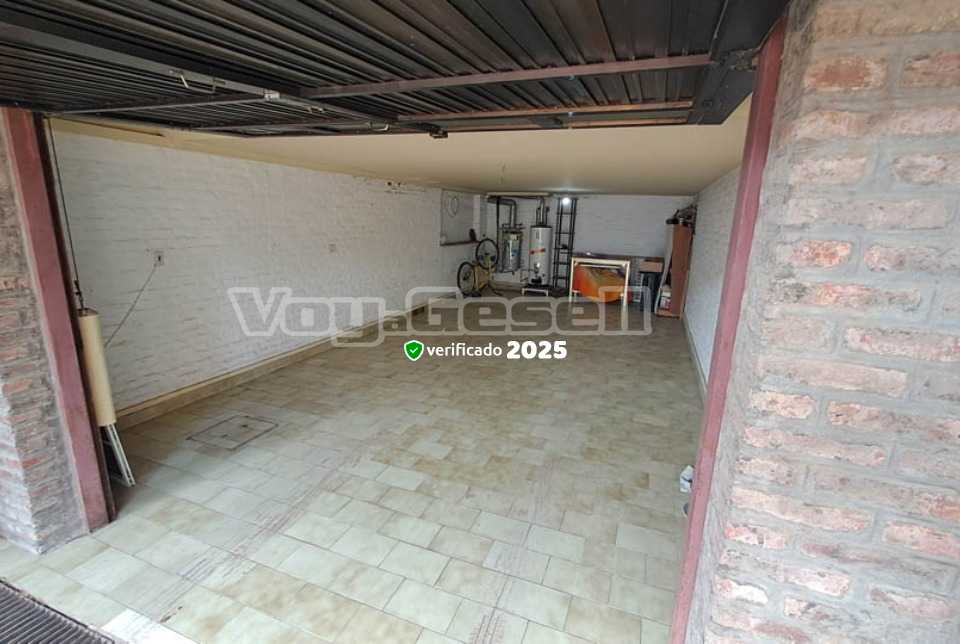 Alquilo Casa Tejas Verdes en Villa Gesell zona Centro a 600 Mts de la Playa 