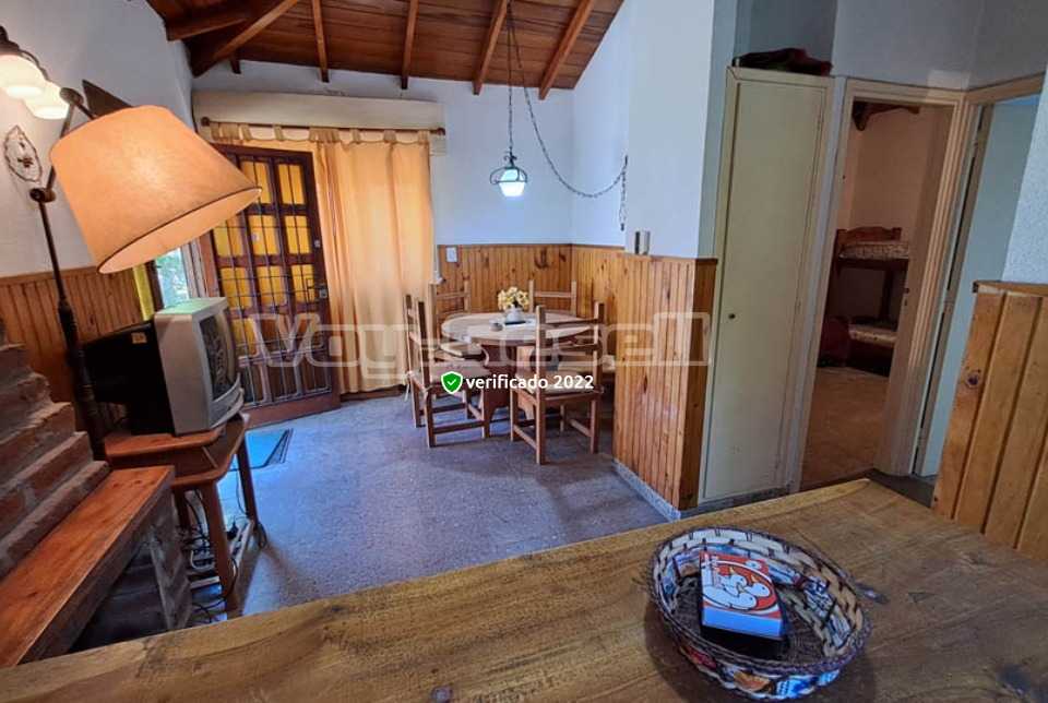 Alquilo Chalet Tia Marta en Villa Gesell zona Sur a 300 Mts de la Playa