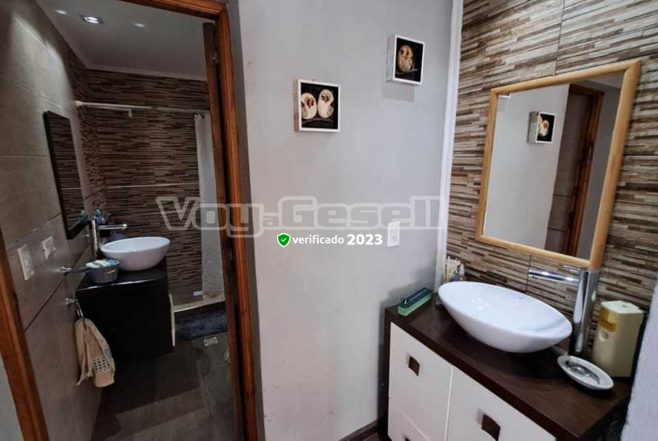 Alquilo Casa Tobias en Villa Gesell zona Centro a 1700 Mts de la Playa