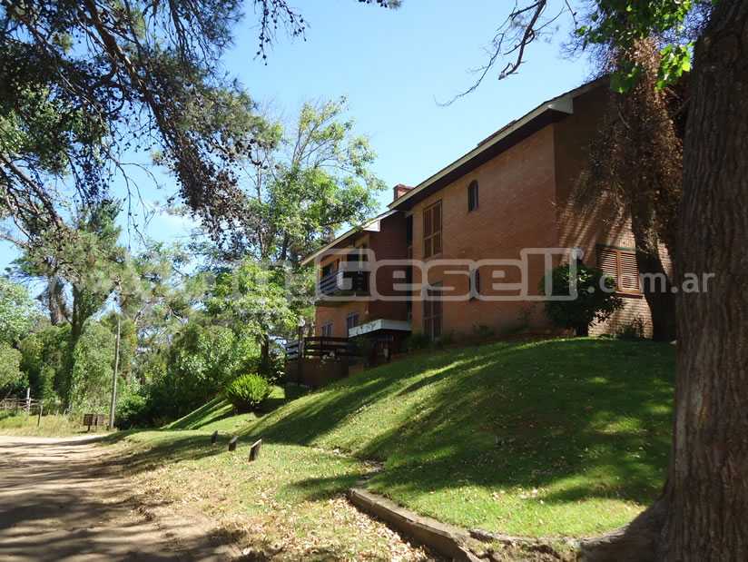 Alquilo Departamento Tres Pinos en Villa Gesell zona Barrio Norte a 240 Mts de la Playa 