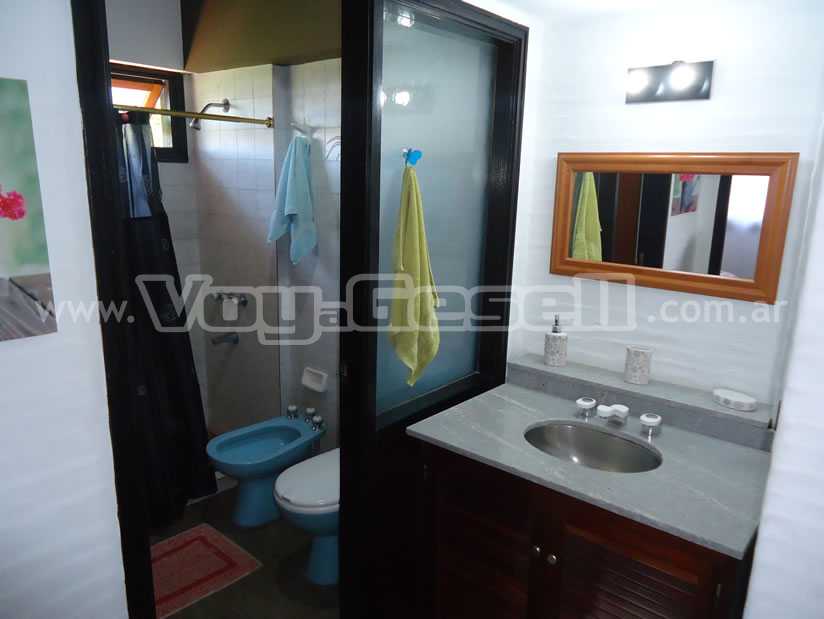 Alquilo Departamento Tres Pinos en Villa Gesell zona Barrio Norte a 240 Mts de la Playa