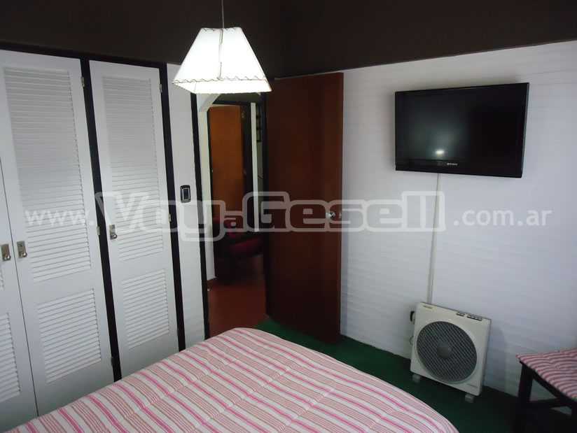 Alquilo Departamento Tres Pinos en Villa Gesell zona Barrio Norte a 240 Mts de la Playa