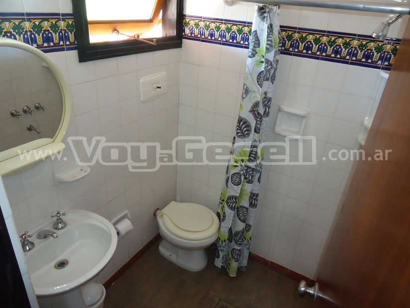 Alquilo Departamento Tres Pinos en Villa Gesell zona Barrio Norte a 240 Mts de la Playa