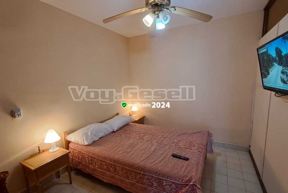 Alquilo Departamento Trotamundo 4-4 en Villa Gesell zona Sur a 300 Mts de la Playa 