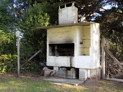 Alquilo Casa Tupambae en Villa Gesell zona Barrio Norte a 4 Cuadras de la Playa