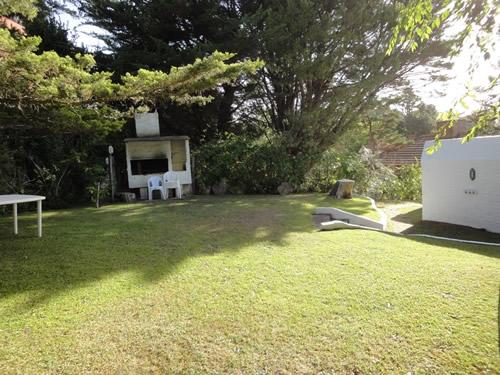 Alquilo Casa Tupambae en Villa Gesell zona Barrio Norte a 4 Cuadras de la Playa