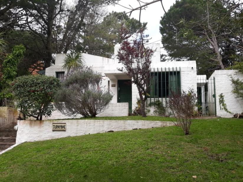 Alquilo Casa Tupambae en Villa Gesell zona Barrio Norte a 4 Cuadras de la Playa 