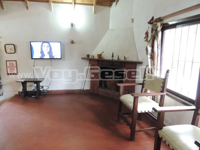 Alquilo Casa ULMA en Villa Gesell zona Centro a 2000 mts de la Playa 