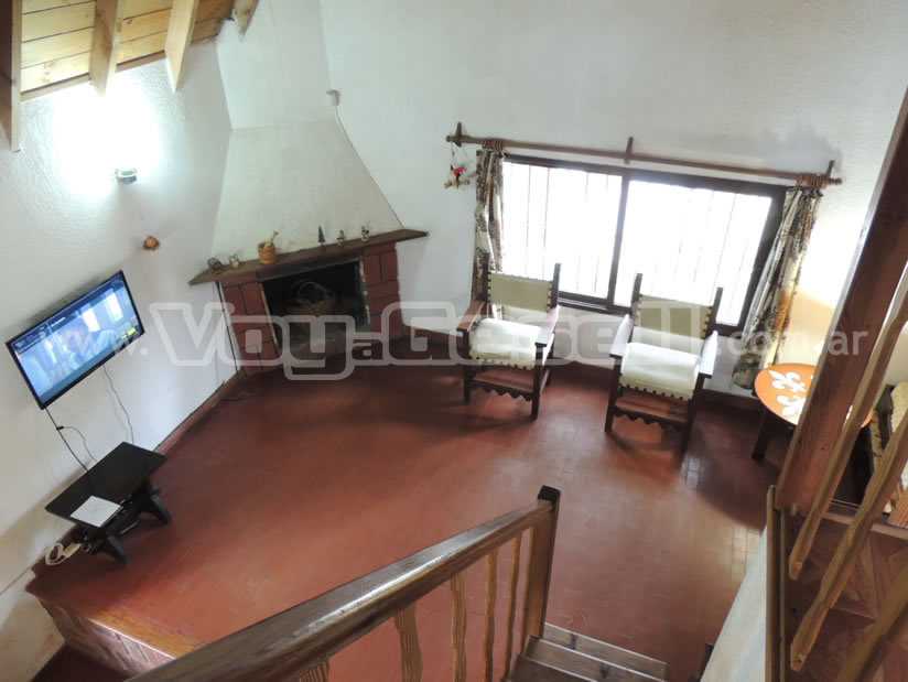 Alquilo Casa ULMA en Villa Gesell zona Centro a 2000 mts de la Playa