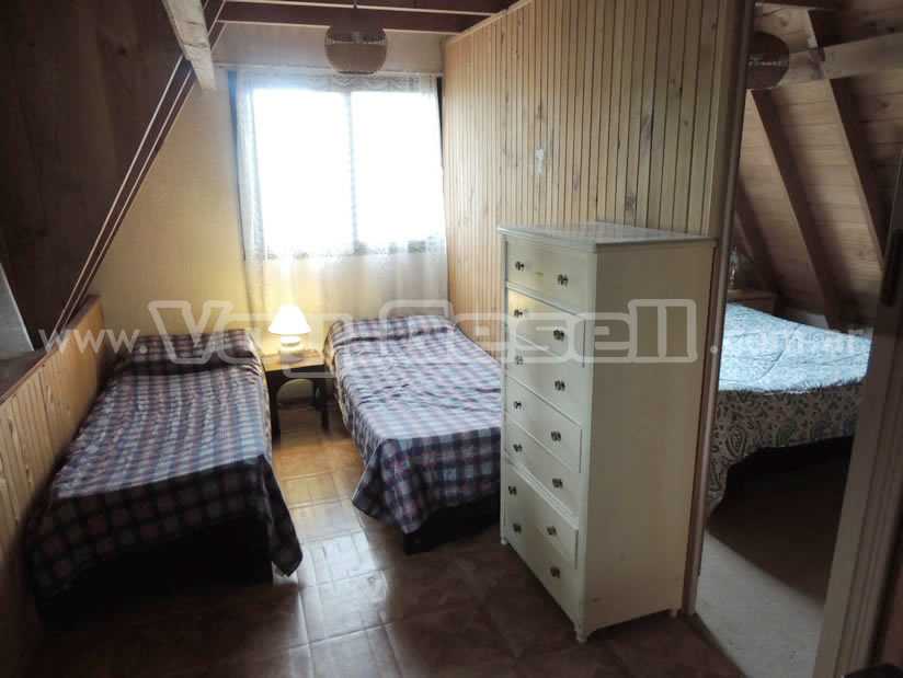 Alquilo Casa ULMA en Villa Gesell zona Centro a 2000 mts de la Playa