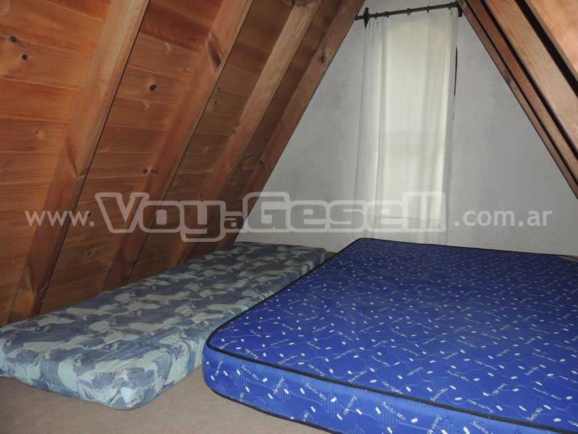 Alquilo Casa ULMA en Villa Gesell zona Centro a 2000 mts de la Playa