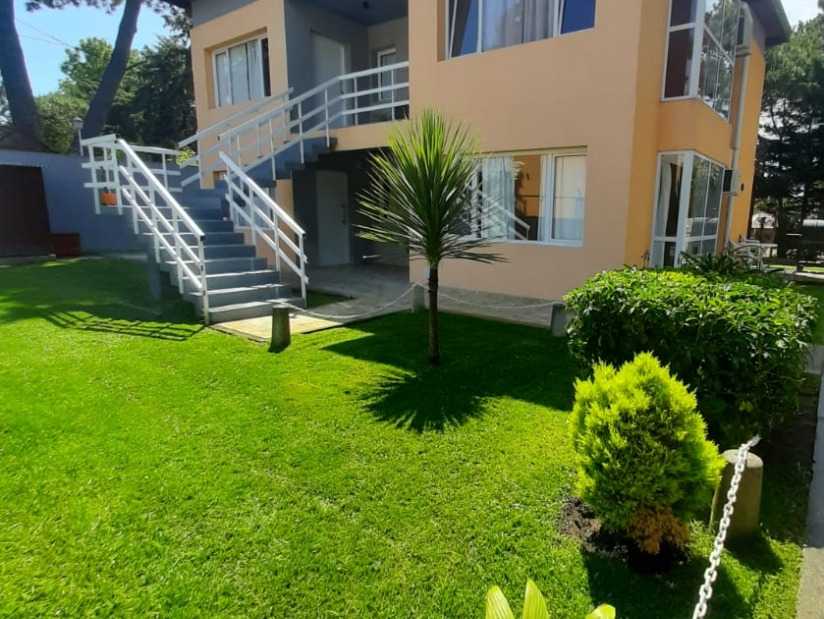 Alquilo Duplex Vamos que venimos 2A en Villa Gesell zona Sur a 950 Mts de la Playa 