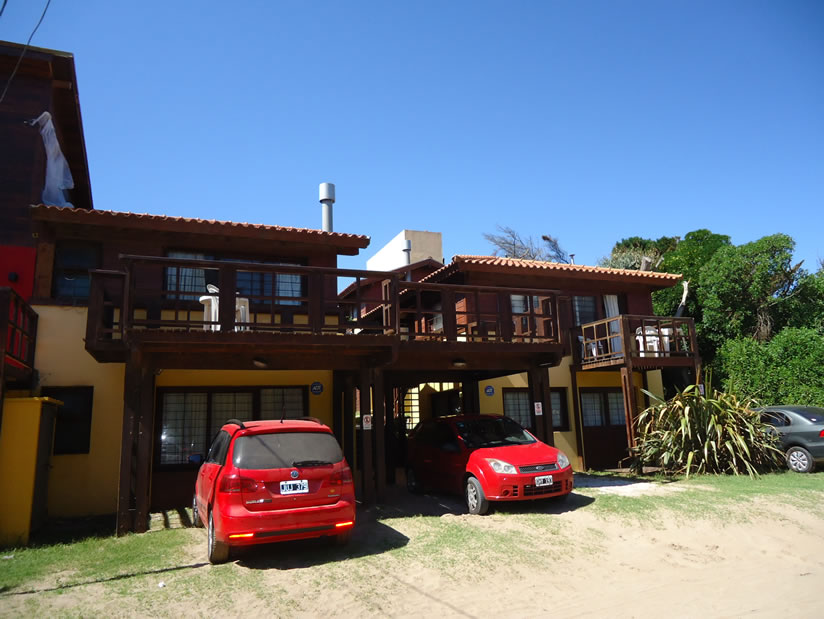 Alquilo Cabaña Villa Olimpia en Villa Gesell zona Barrio Norte a 80 Mts de la Playa