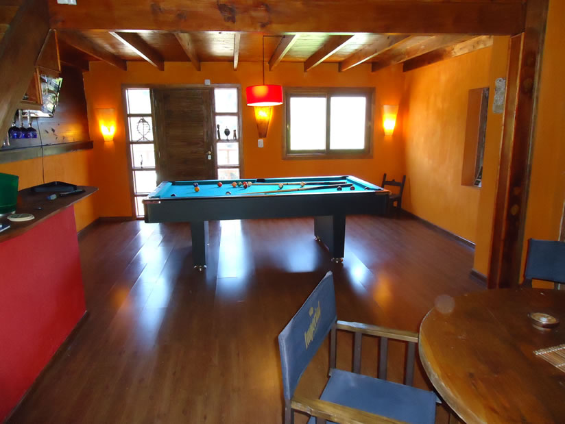 Alquilo Cabaña Villa Olimpia en Villa Gesell zona Barrio Norte a 80 Mts de la Playa