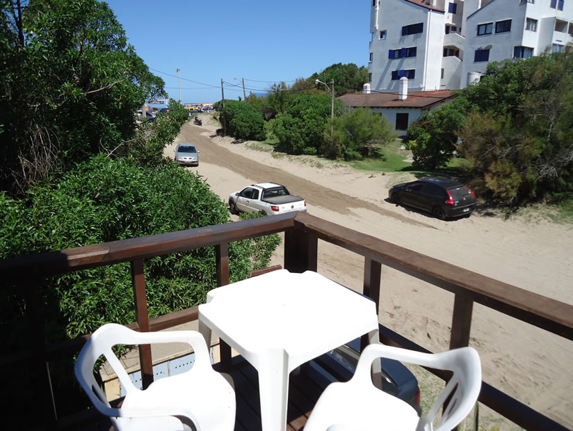 Alquilo Cabaña Villa Olimpia en Villa Gesell zona Barrio Norte a 80 Mts de la Playa