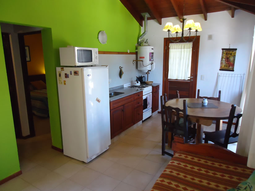 Alquilo Cabaña Villa Olimpia en Villa Gesell zona Barrio Norte a 80 Mts de la Playa