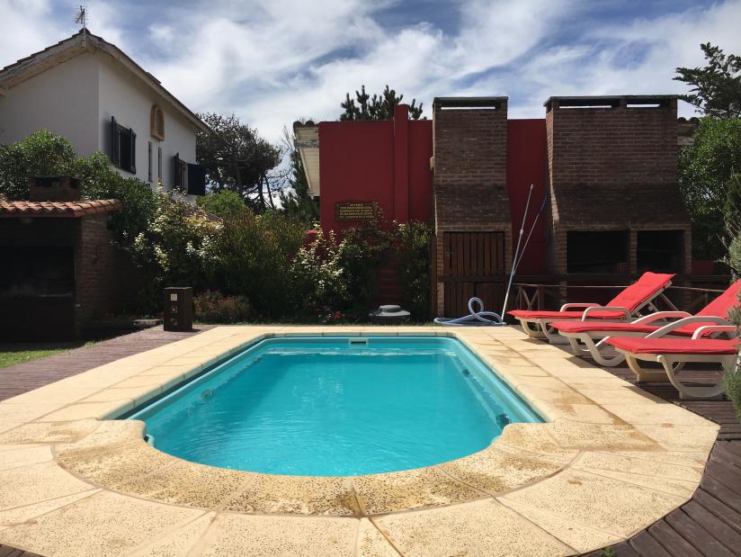 Villa Olimpia: Cabaña en Villa Gesell zona Barrio Norte