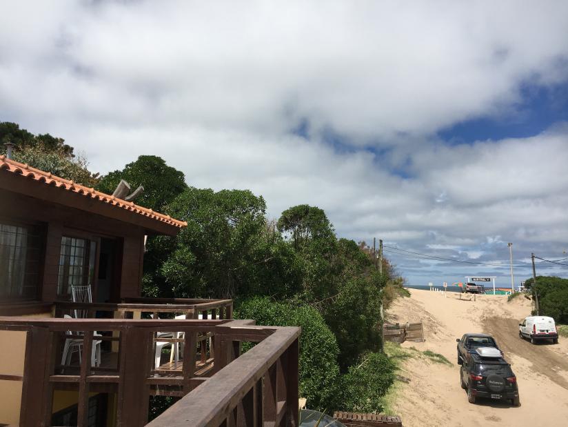 Alquilo Cabaña Villa Olimpia en Villa Gesell zona Barrio Norte a 80 Mts de la Playa 