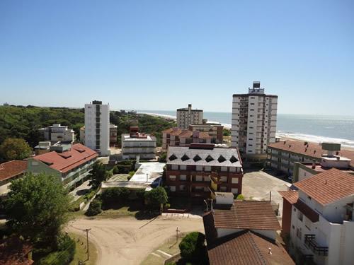 Alquilo Departamento Villamonte 8 en Villa Gesell zona Barrio Norte a 50 Mts de la Playa