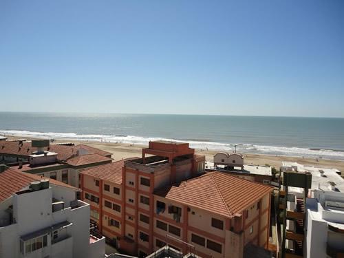 Alquilo Departamento Villamonte 8 en Villa Gesell zona Barrio Norte a 50 Mts de la Playa