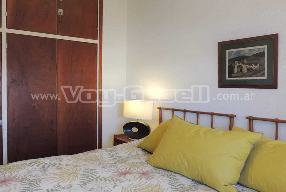 Alquilo Departamento Vistamar XII 4F en Villa Gesell zona Centro a 5 Mts de la Playa