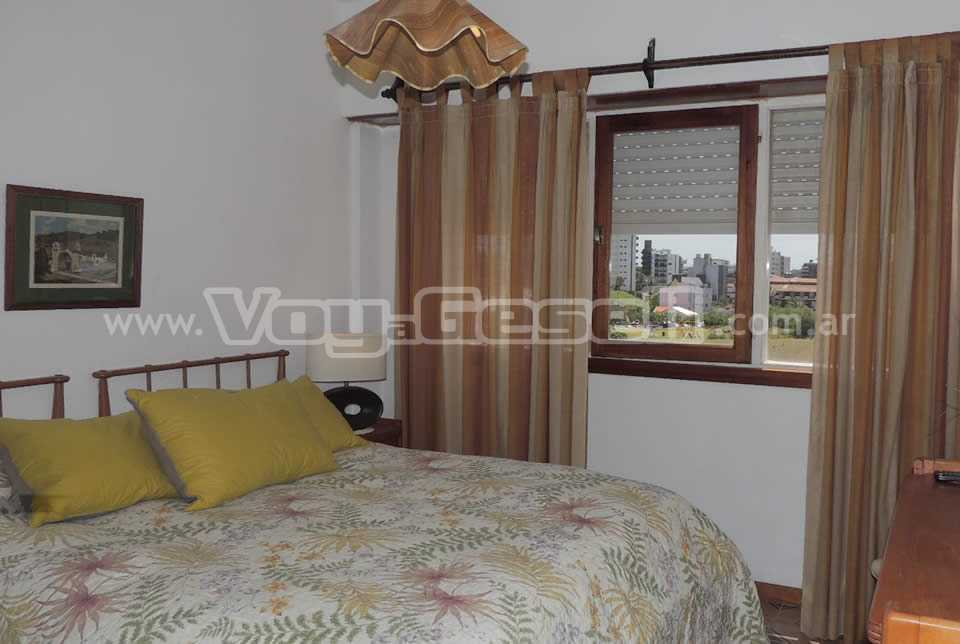 Alquilo Departamento Vistamar XII 4F en Villa Gesell zona Centro a 5 Mts de la Playa