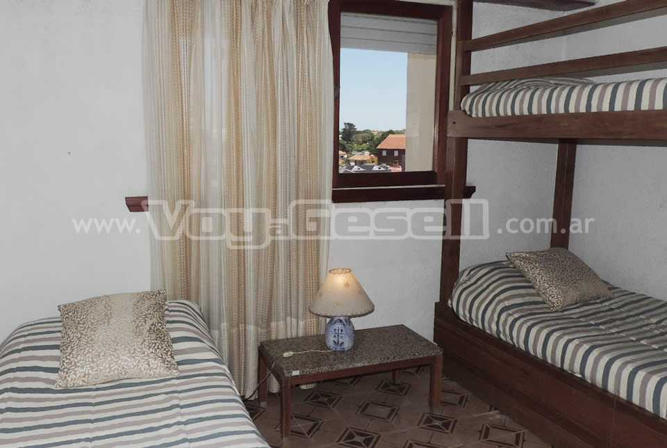 Alquilo Departamento Vistamar XII 4F en Villa Gesell zona Centro a 5 Mts de la Playa