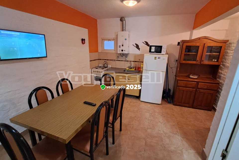 Alquilo Departamento Vistamar IV depto 8 en Villa Gesell zona Centro a 10 Mts de la Playa 