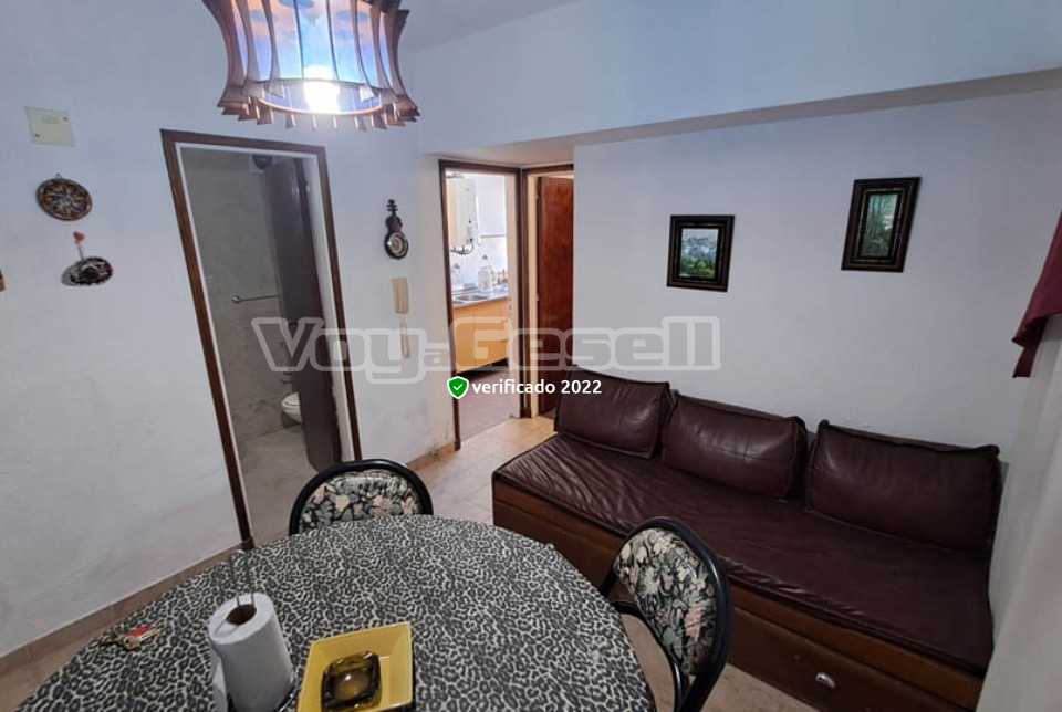 Alquilo Departamento Vistamar XII 2M en Villa Gesell zona Centro Comercial a 20 Mts de la Playa 
