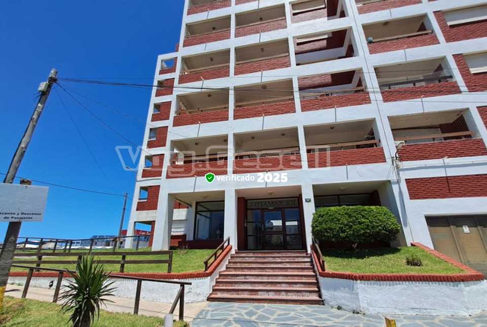 Alquilo Departamento Vistamar XII 2M en Villa Gesell zona Centro Comercial a 20 Mts de la Playa 