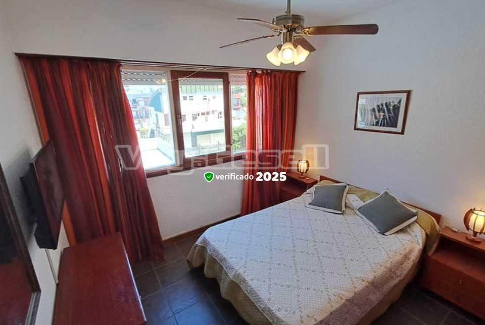 Alquilo Departamento Vistamar XII 2M en Villa Gesell zona Centro Comercial a 20 Mts de la Playa 