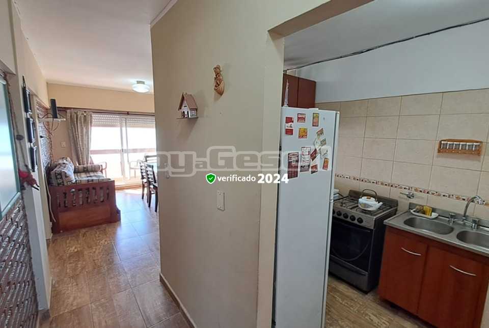 Alquilo Departamento Vistamar XII 3C en Villa Gesell zona Centro a 20 mts de la Playa 