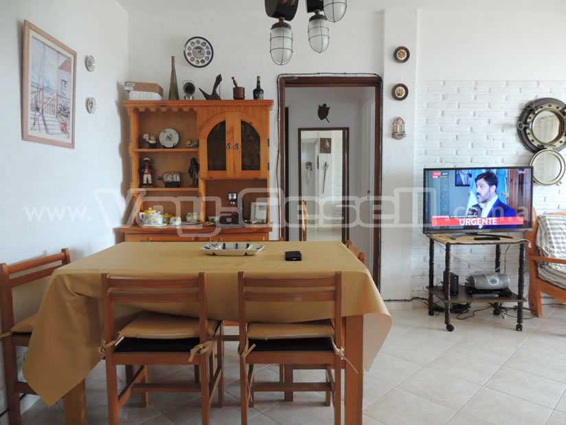 Alquilo Departamento Vistamar XII 5E en Villa Gesell zona Centro Comercial a 5 Mts de la Playa 