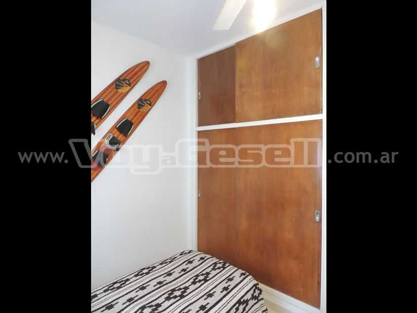 Alquilo Departamento Vistamar XII 5E en Villa Gesell zona Centro Comercial a 5 Mts de la Playa