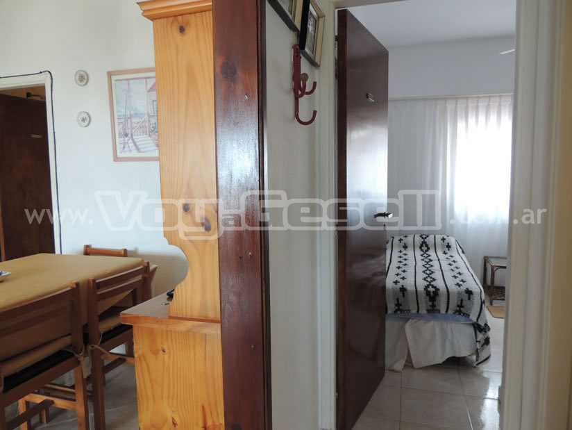 Alquilo Departamento Vistamar XII 5E en Villa Gesell zona Centro Comercial a 5 Mts de la Playa