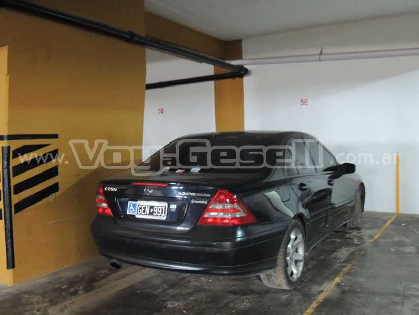 Alquilo Departamento Vistamar XII 5E en Villa Gesell zona Centro Comercial a 5 Mts de la Playa