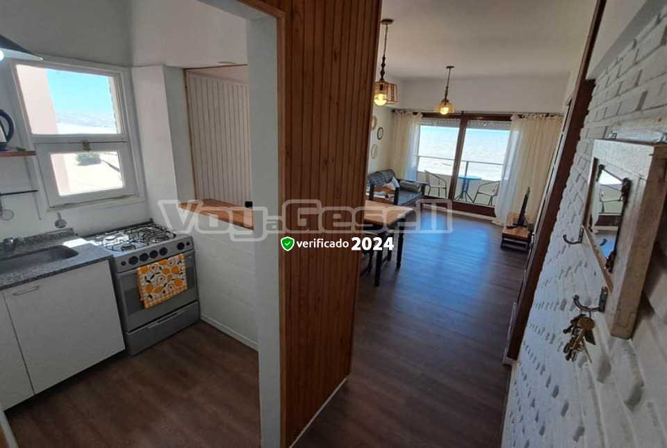Alquilo Departamento Vístamar XII 4D en Villa Gesell zona Centro a 20 Mts de la Playa 