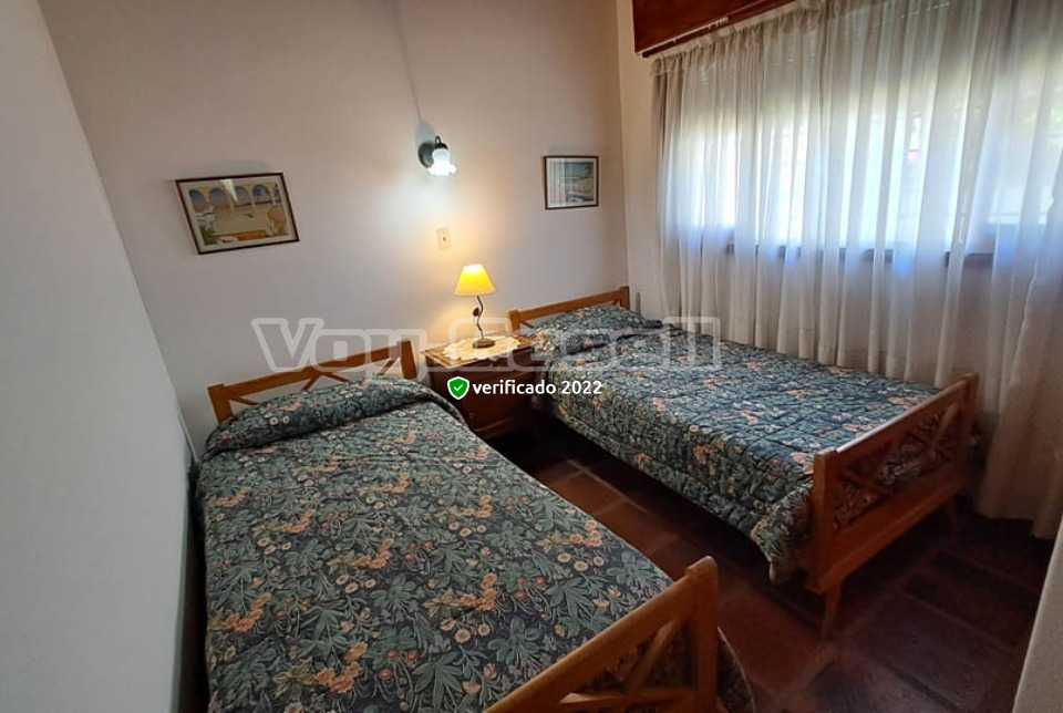 Alquilo Chalet Xenos en Villa Gesell zona Barrio Norte a 200 Mts de la Playa