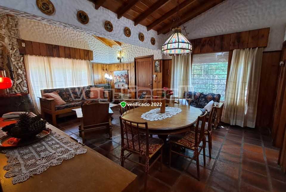 Alquilo Chalet Xenos en Villa Gesell zona Barrio Norte a 200 Mts de la Playa