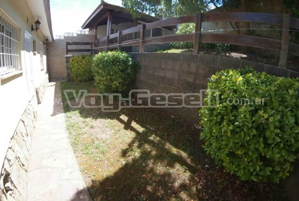 Alquilo Casa Yatita en Villa Gesell zona Centro a 100 Mrs de la Playa