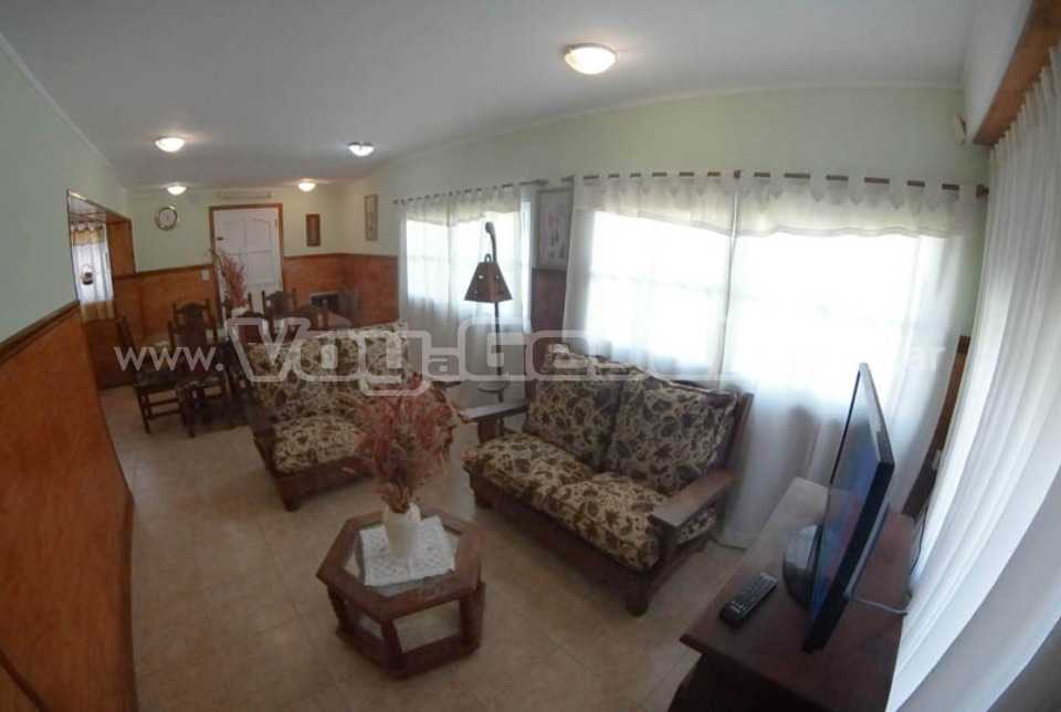 Alquilo Casa Yatita en Villa Gesell zona Centro a 100 Mrs de la Playa 