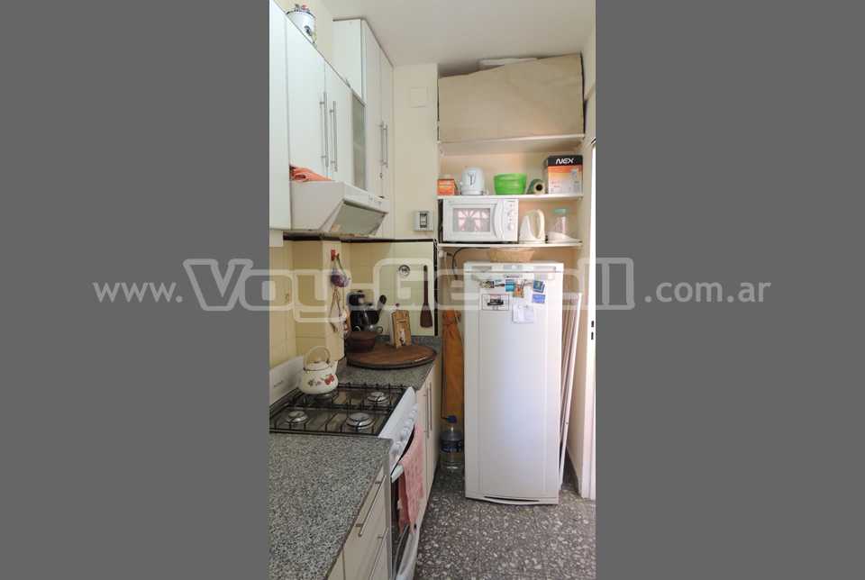 Alquilo Departamento Yenteco Piso 1 Dpto 2 en Villa Gesell zona Centro Comercial a 50 Mts de la Playa