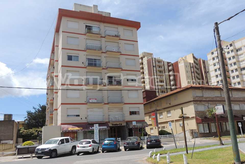 Yenteco Piso 1 Dpto 2: Departamento en Villa Gesell zona Centro Comercial