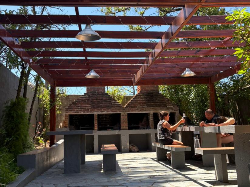 Alquilo Duplex Zondinga en Villa Gesell zona Centro a 400 Mts de la Playa