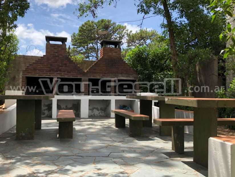 Alquilo Duplex Zondinga 2 en Villa Gesell zona Centro a 400 Mts de la Playa