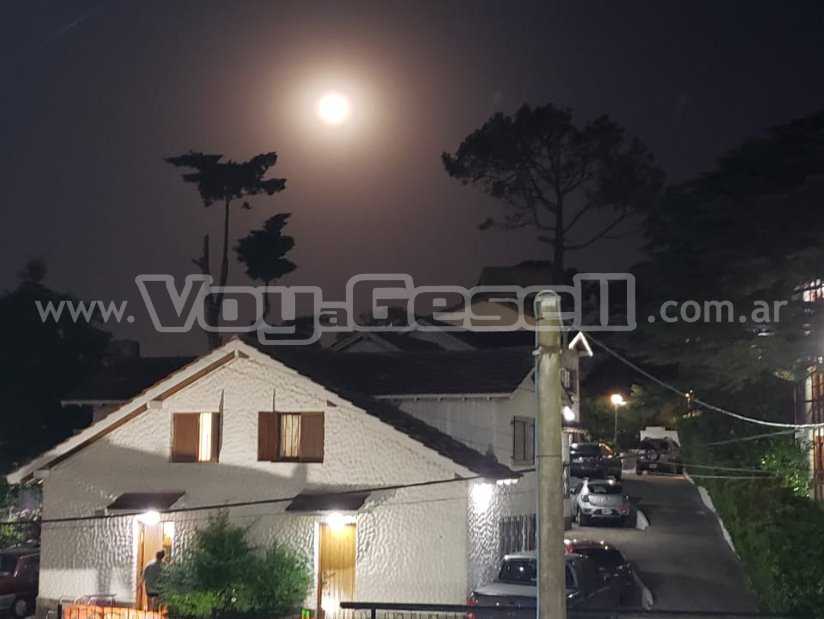 Alquilo Duplex Zondinga 2 en Villa Gesell zona Centro a 400 Mts de la Playa 