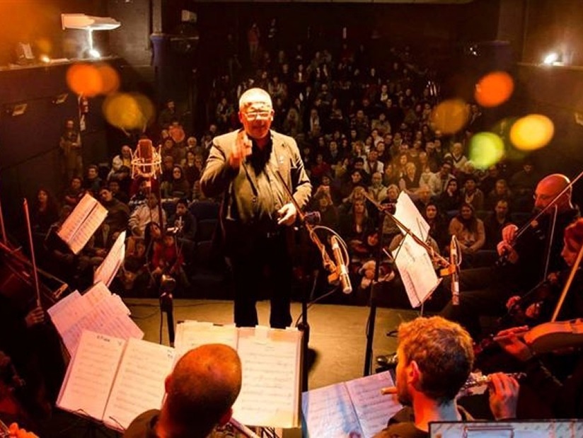 Casa de la Cultura: Cines y Teatros en Villa Gesell.